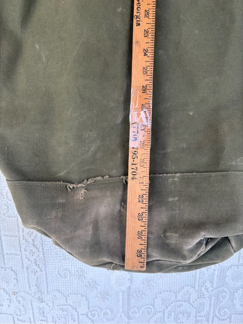 Vintage US military duffel bag Oilve Green sturdy olive